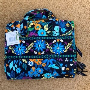Vera Bradley / Hanging Organizer / Midnight Blues